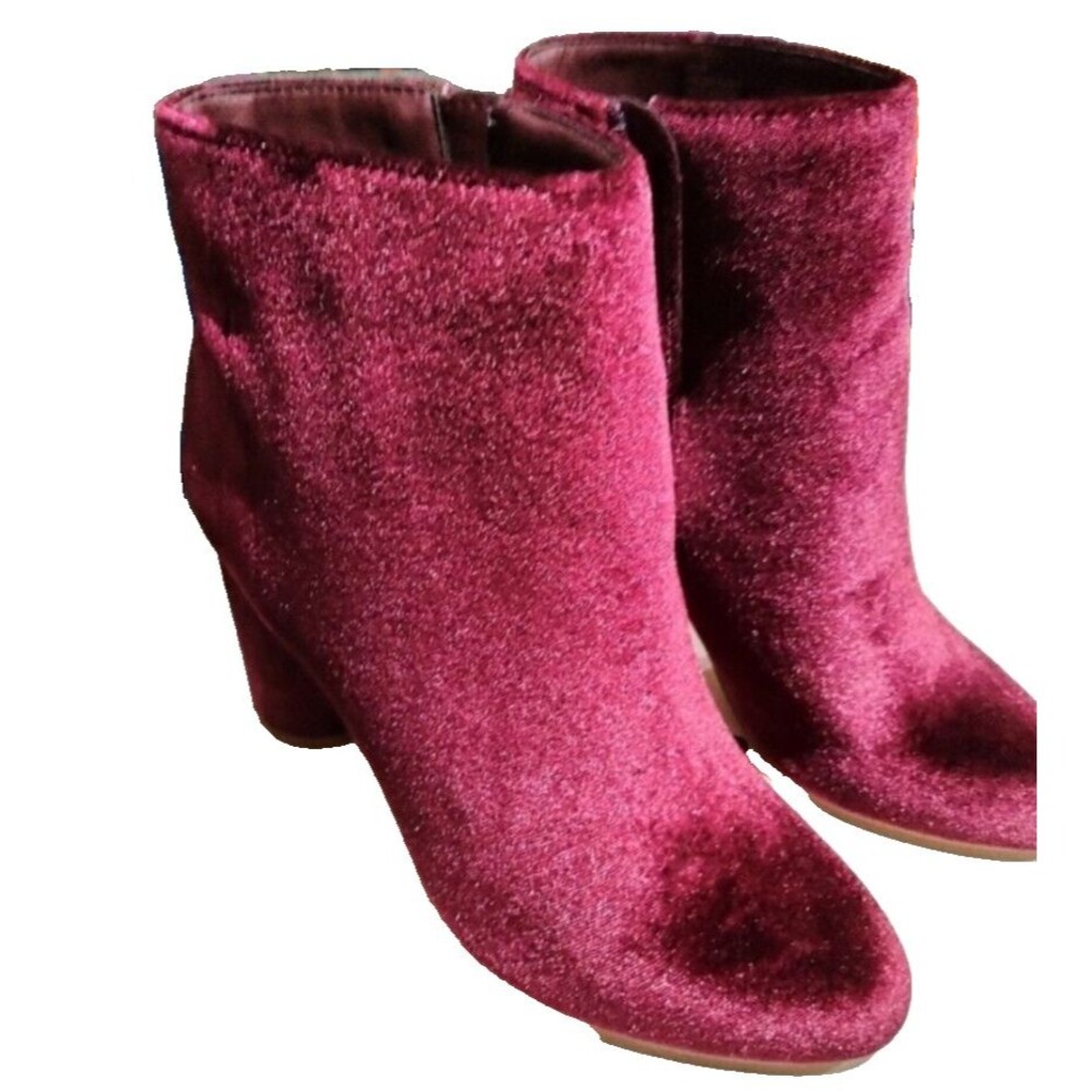 JustFab Women's Velvet Burgundy Colored Ankle Boots Size 6 4" Heel Dark Red Wine - Picture 1 of 4